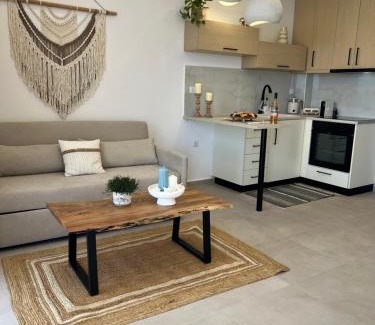 Panormos Apartment | Patela Luxury Suites