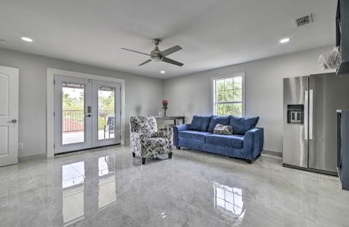 Brownsville House | Patio and Balcony Gulf Coast Retreat in Brownsville