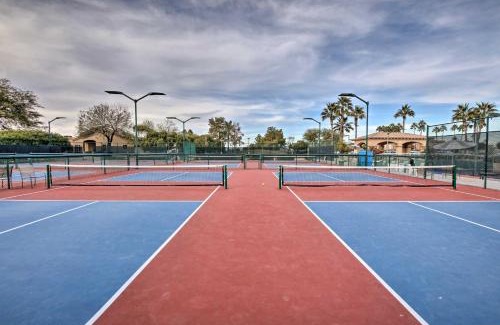 Westbrook Village Apartment | Patio and Pool Access Golf Getaway in Peoria