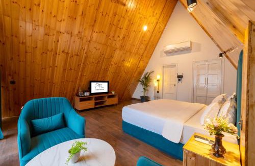Gurugram Hotel | Patio Farms by Saltstayz