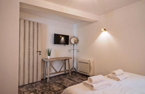 Mirthios Apartment | Patriko House