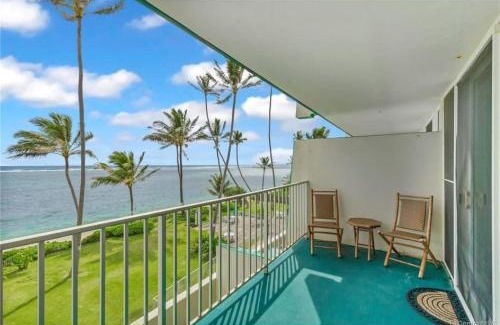 Hauula House | Pats at Punalu'u - Beachfront Locations