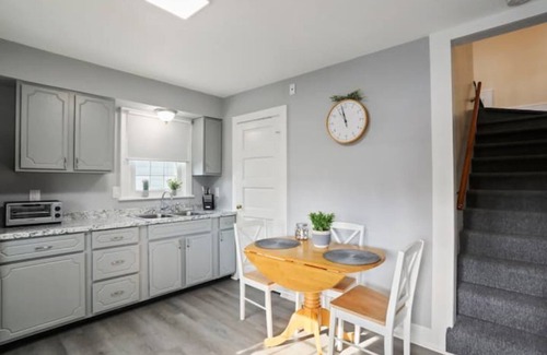 Frederick Apartment | Patty's Place - convenient, clean, comfortable & safe. Free EV charger onsite!