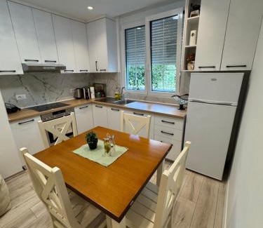 Tirana Apartment | PatZOO Apartments
