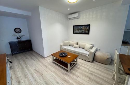 Tirana Apartment | PatZOO Apartments