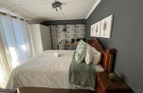 Brits House | Paul & Mollie's Guest House