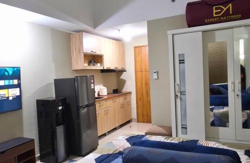 Duren Sawit Apartment | Paul's LRT City Jatibening with Swimming Pool View