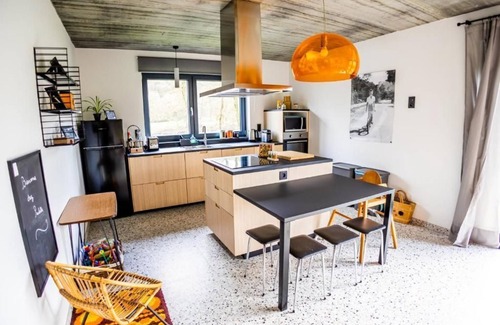 Esneux House | Paulette à bicyclette, vintage home with river view