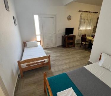 Flogita Apartment | Paulos&Mary Apartment