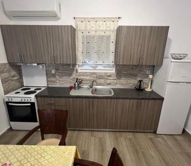 Flogita Apartment | Paulos&Mary Apartment