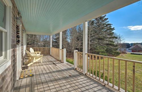 Tenants Harbor House | Pauls Cottage in Tenants Harbor, 1 Min to Shore