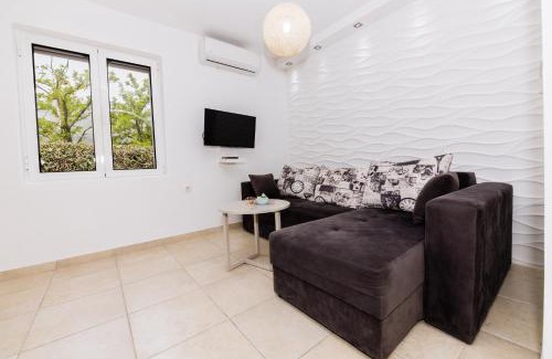 Lepetane Apartment | Paunovic Apartments