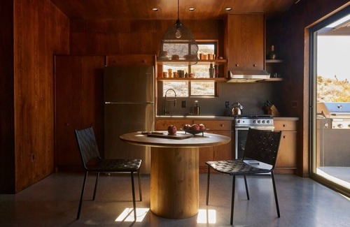 Yucca Valley House | Pause House PM by Homestead Modern · HotTub/View