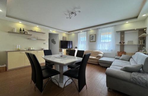 Balatonfoldvar Apartment | Pauzo Panorama