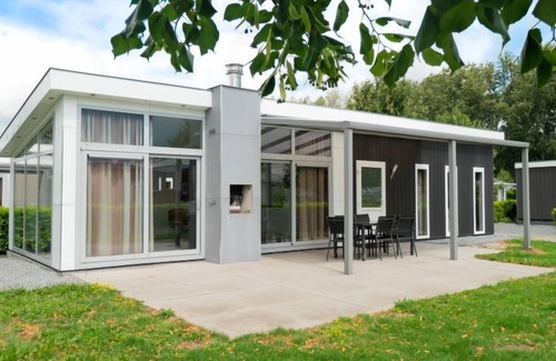 Dordtse Biesbosch House | Pavilion 4 by Interhome