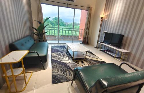 Ipoh Apartment | Pavilionvillie M1T11 by irainbow
