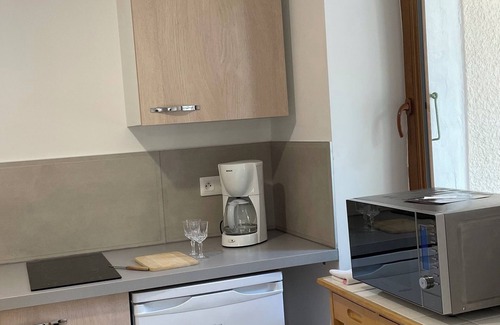 Chateauneuf-du-Rhone Apartment | Pavillon de l'Etang