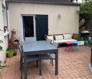 Villepreux House | Pavillon familial avec grand jardin