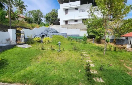 Thiruvananthapuram House | Pavithram 2426