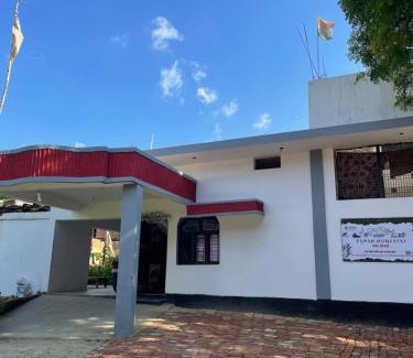 Bansgaon House | pawan homestay