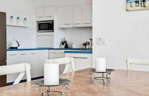 Elizabeth Beach House | Paws and Relax