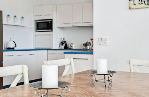 Elizabeth Beach House | Paws and Relax - accommodates the whole family including your fur babies