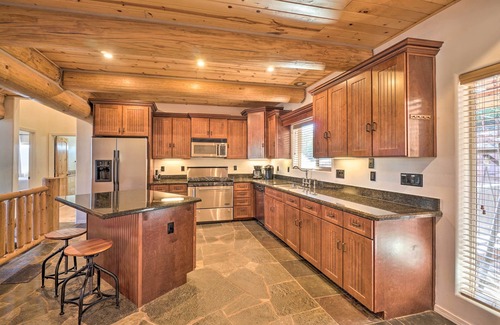 Payson House | Payson Escape w/Mtn Views & Fire Pit!
