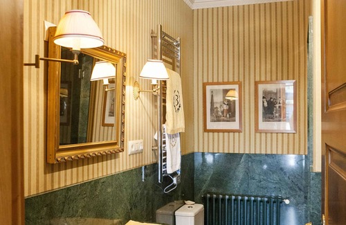 Arzua House | Pazo De Brandeso & Country Club