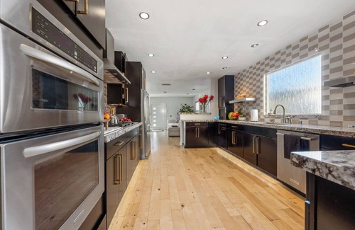 North Pacific Beach House | PB Beach Home/3 Bed/3 Bath, PB, Quiet, Family Friendly,Spa bath!