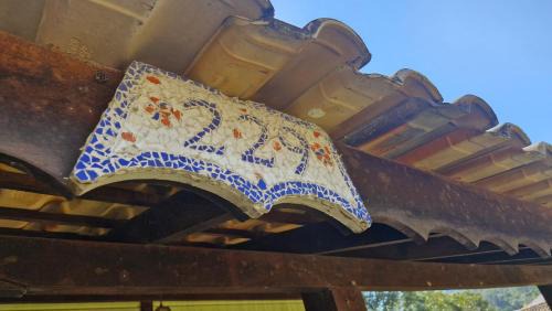 Jardim Flamboyant House | Pe na Pedra quarto 1