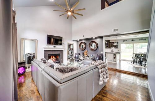 Tulsa House | Peace and Tranquility Home 2 Mi to Dtwn Tulsa!