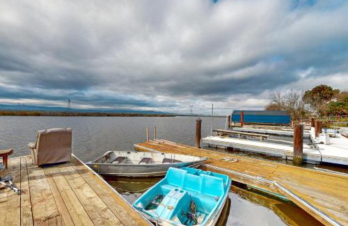 Bethel Island House | Peace at the River