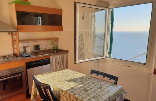 Sori House | Peace between the olive trees and the sea