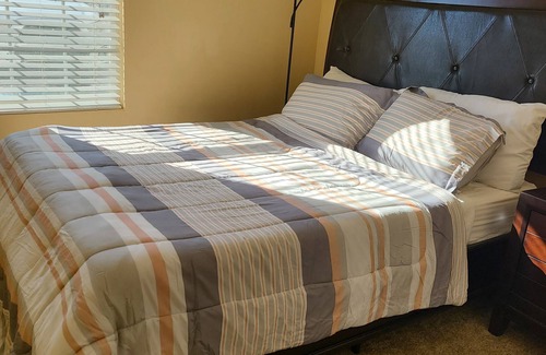 Hillcrest Apartment | Peaceful 1 bedroom with free parking - 5 min from downtown