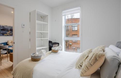 Ville-Marie Apartment | Peaceful 1BR Getaway Near MTL Village