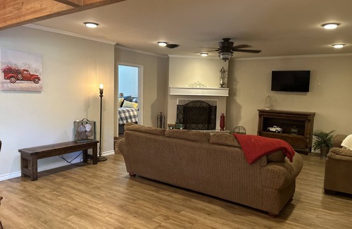 Redlick Other | Peaceful 2 Acre Farmhouse property in Texarkana