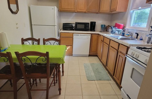 Westminster House | Peaceful 2-bedroom house on Lake Hartwell ^ 20 Miles to Clemson