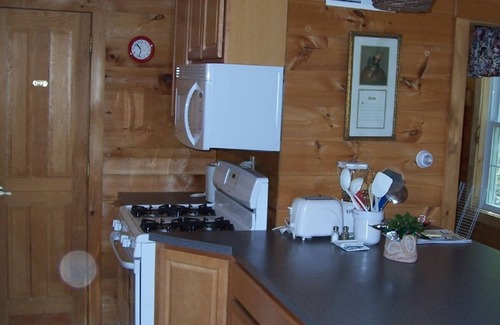 Brownfield House | Peaceful 2+ BR home near Saco River, NH & ME resorts, mins to Fryeburg/Bridgton