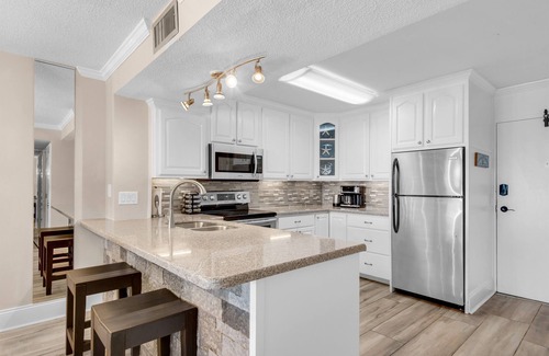 Gulf Lagoon Beach Condo | Peaceful 2bd/2ba Beachfront Condo w/Balcony!