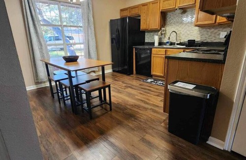 Morgans Point Resort Apartment | Peaceful 3BR Home | Family-Friendly | Near Lake & UMHB