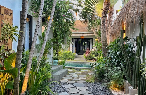 Seminyak Villa | Peaceful 3Br Villa with private pool and garden