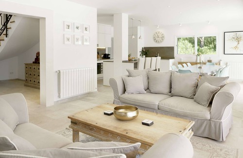 Urbanitzacio la Font Villa | Peaceful 5 Bedroom Vacation Villa With Pool, Mallorca Villa 1466