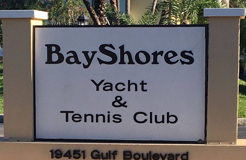 Indian Shores Condo | 🐬🌞PEACEFUL 6th FL END UNIT ON THE INTRACOASTAL W/GULF VIEWS at BAY SHORES🌞🐬