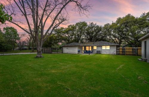 Baytown House | Peaceful Abode in Convenient Baytown Location