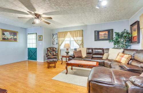 Jackson House | Peaceful Alabama Vacation Rental with Large Deck