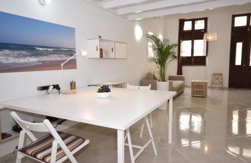 Olhao House | Peaceful Algarve Getaway