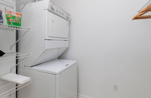 Ames Apartment | Peaceful Ames Oasis near ISU & Parks Nearby