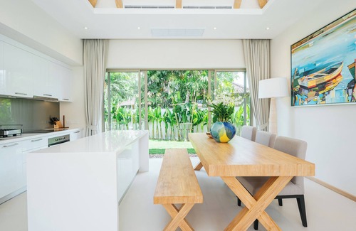 Choeng Thale Villa | Peaceful and stylish 3 bedrooms pool villa Phuket, with WiFi and fitness room