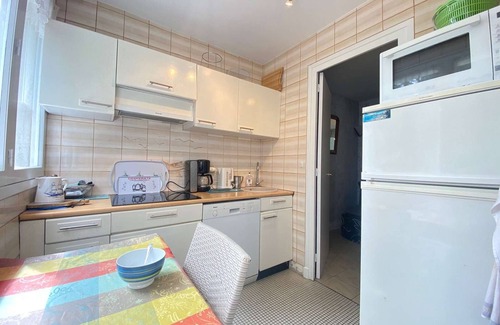 La Baule-Escoublac Apartment | Peaceful and green: 2-room apartment, terrace, parking, near beach and shops