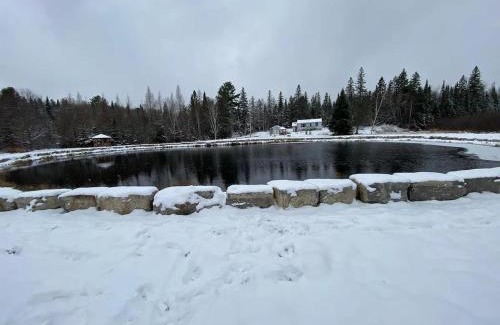 Trent Lakes House | Peaceful and Heavenly Private Water Front Cottage on 100 Acres of Scenic Beauty- Trent Lakes